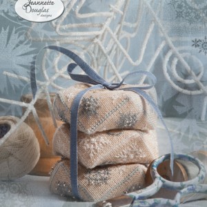 winter biscornu stacker