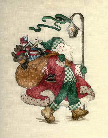 L170 Here Comes Santa